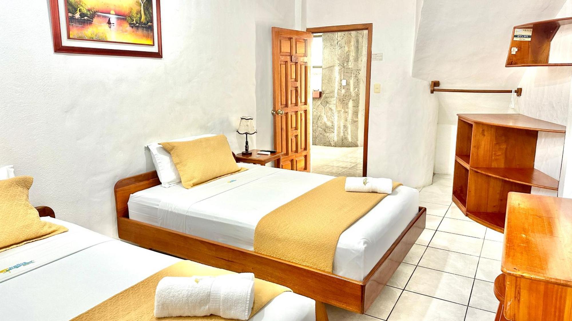 Hostal Sueños Silvestres Puerto Ayora  Exterior foto