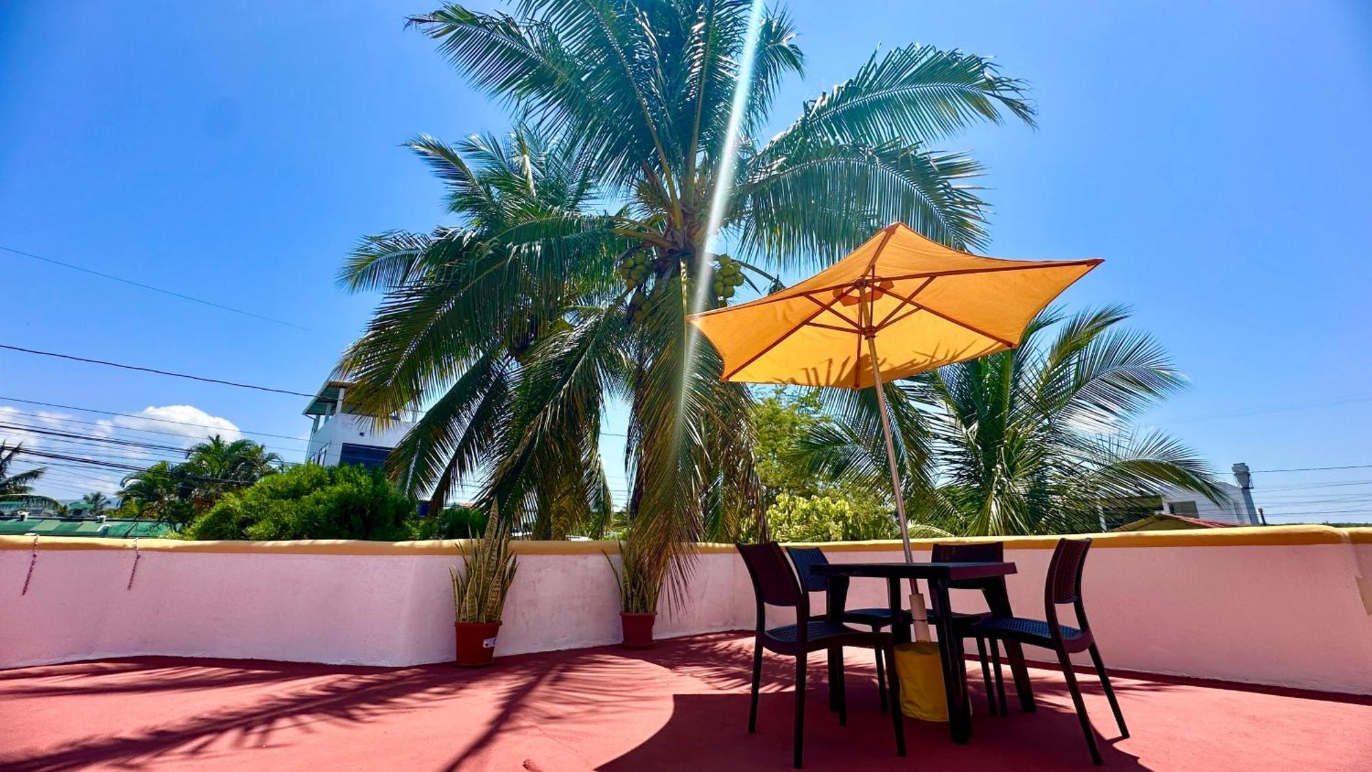 Hostal Sueños Silvestres Puerto Ayora  Exterior foto